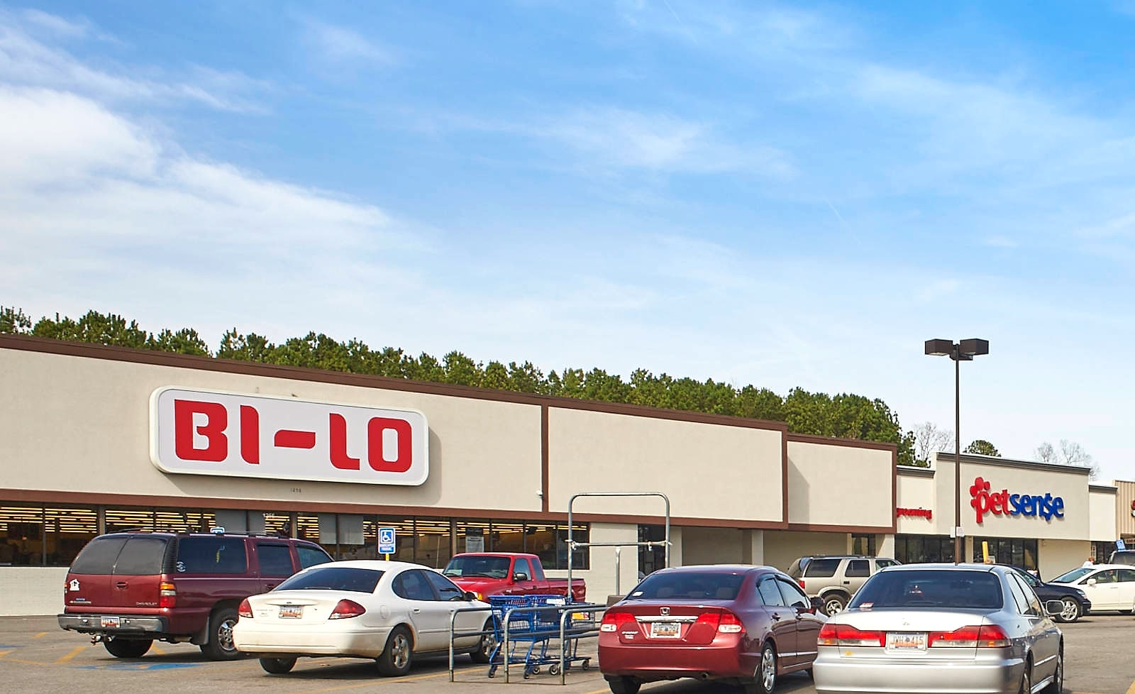 Lancer Shopping Center — Lancaster, SC